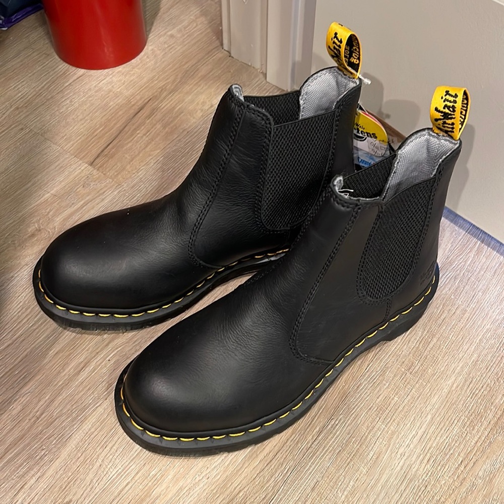 Never worn DOC MARTEN Steel toe boots